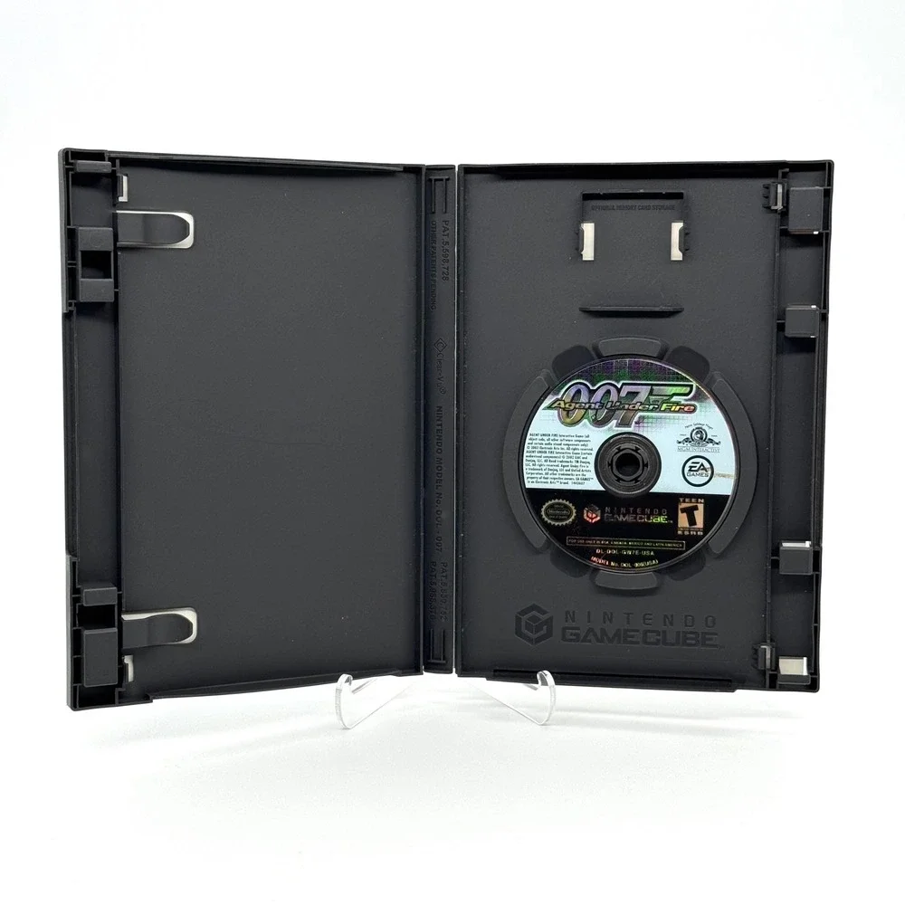 James Bond 007 Agent Under Fire Nintendo GameCube Game with Case